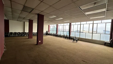 482m² - Warehouse, Krost Park (2)